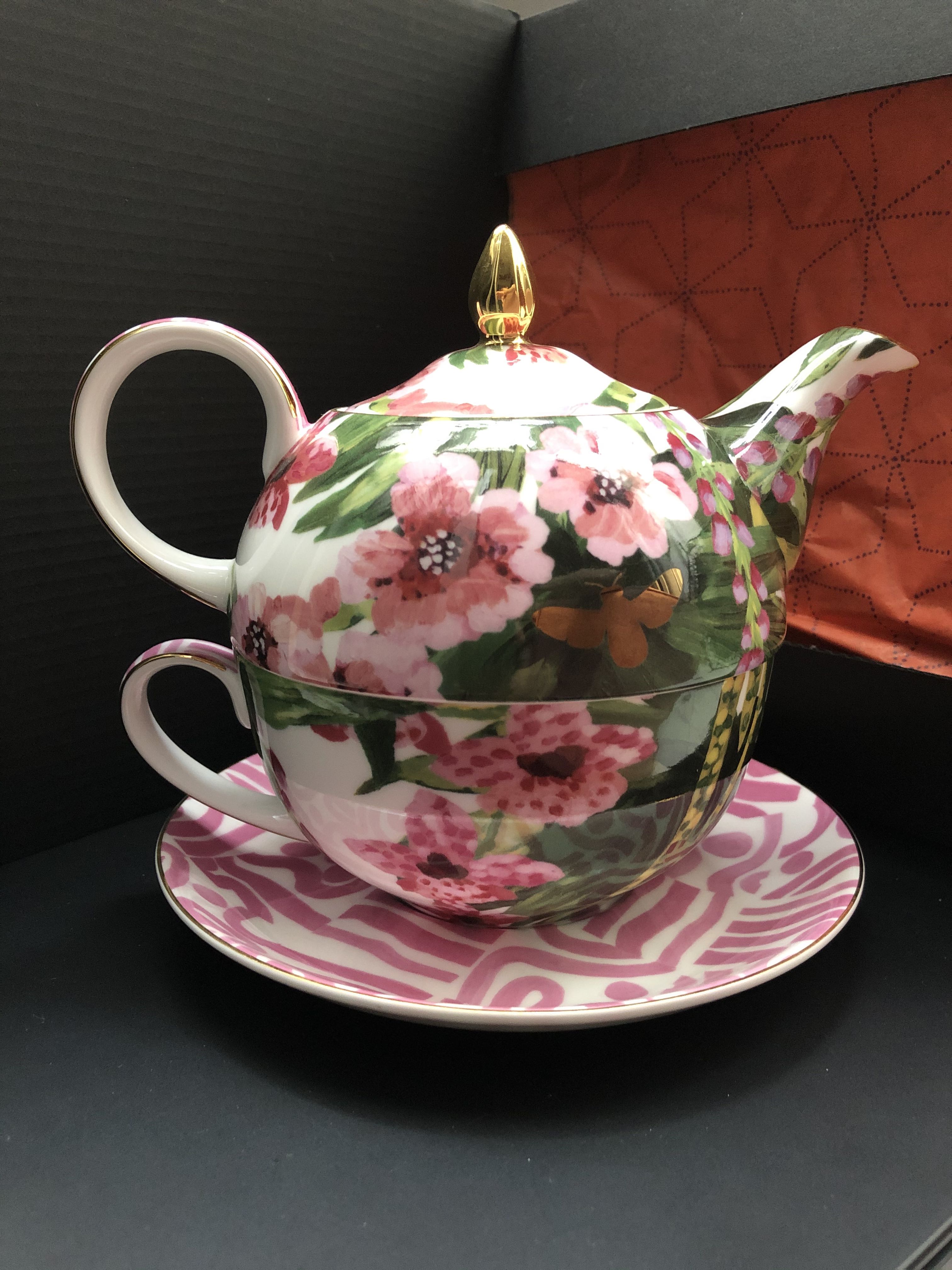 New T2 Teapot and Teacup set for One, Furniture & Home Living