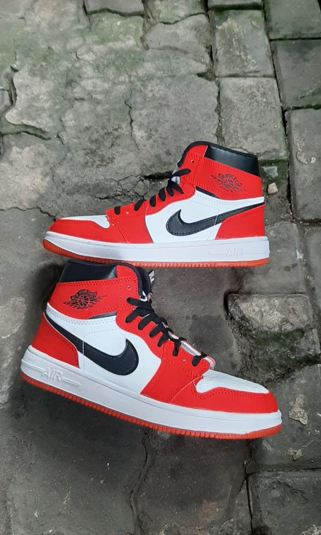nike air jordan red white