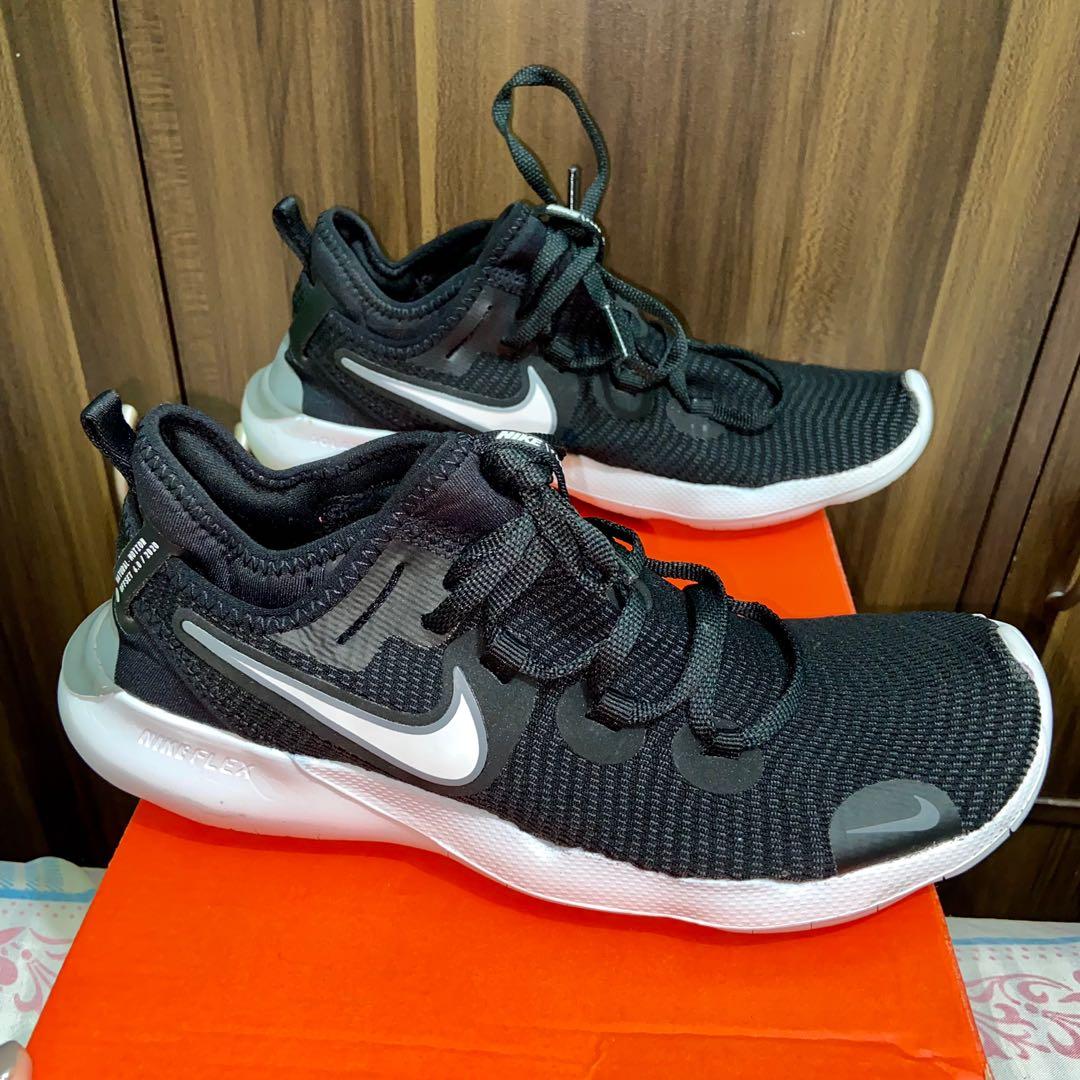 nike flex 7.5