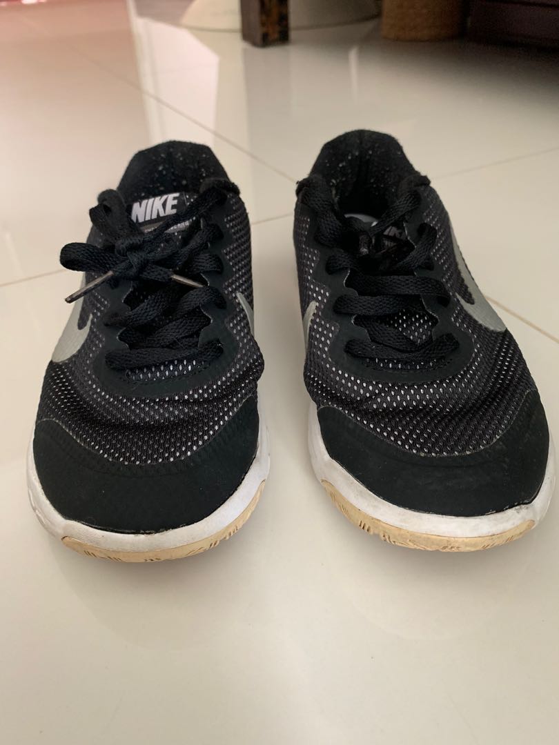 Nike Shoes, Women's Fashion, Footwear, Sneakers on Carousell