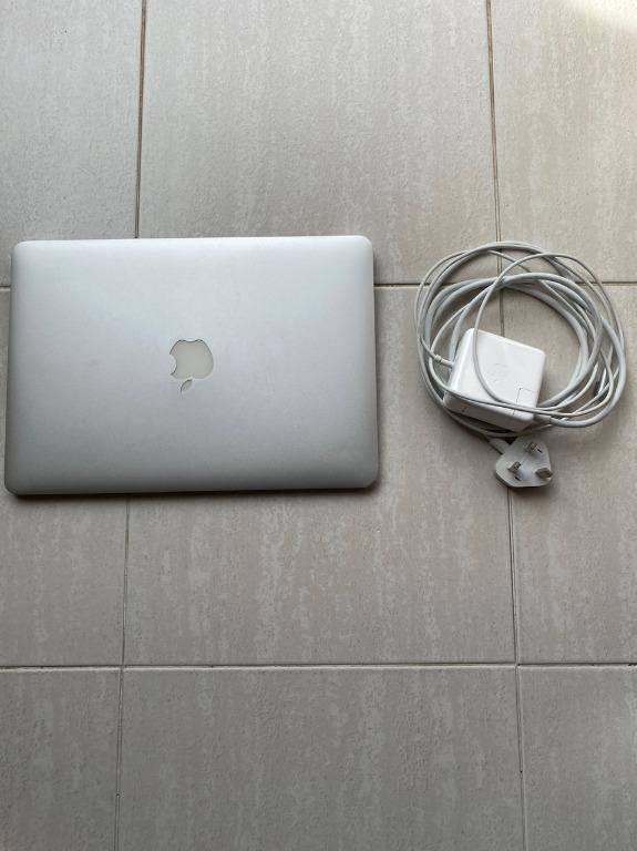 Not working macboc air 2011 13inch and adapter, Computers & Tech, Laptops & Notebooks on Carousell