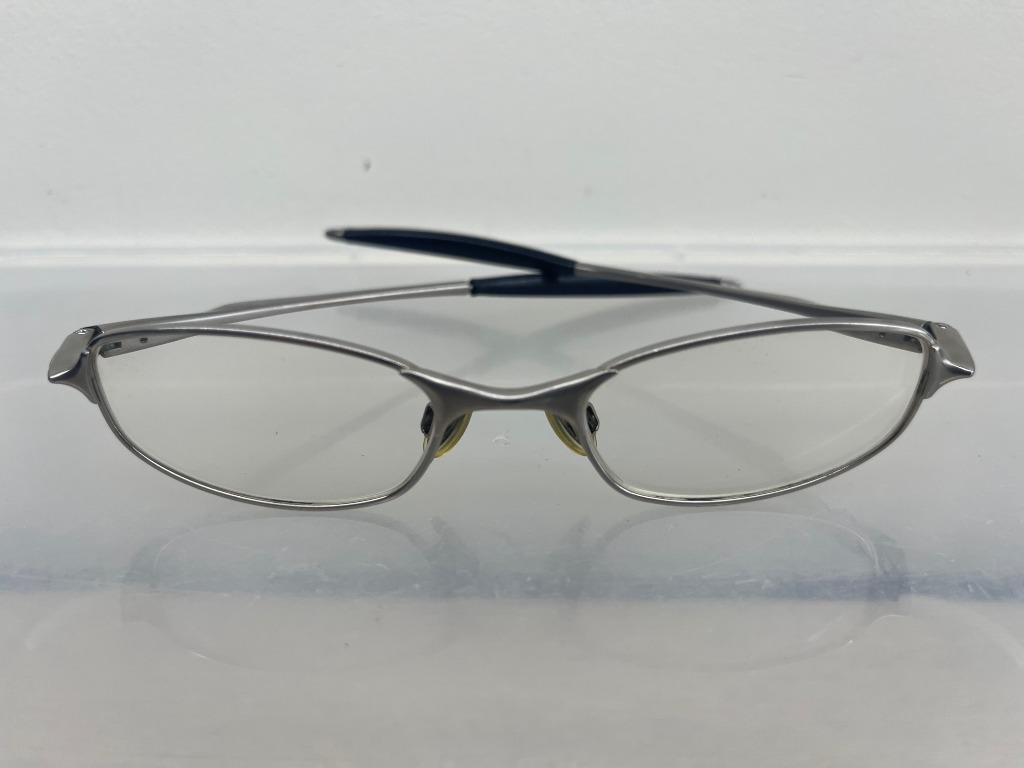 Gafas clearance oakley titanium