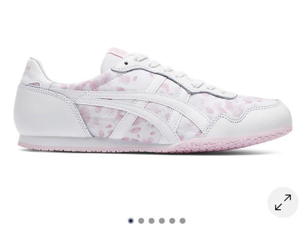Onitsuka tiger deals serrano sakura