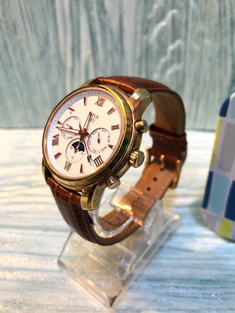 Preloved Authentic Solvil Et Titus Fashionista Women s Automatic Watch Multi Function With Day Night 3ATM Leather Strap Comes With Box 06 2900 004
