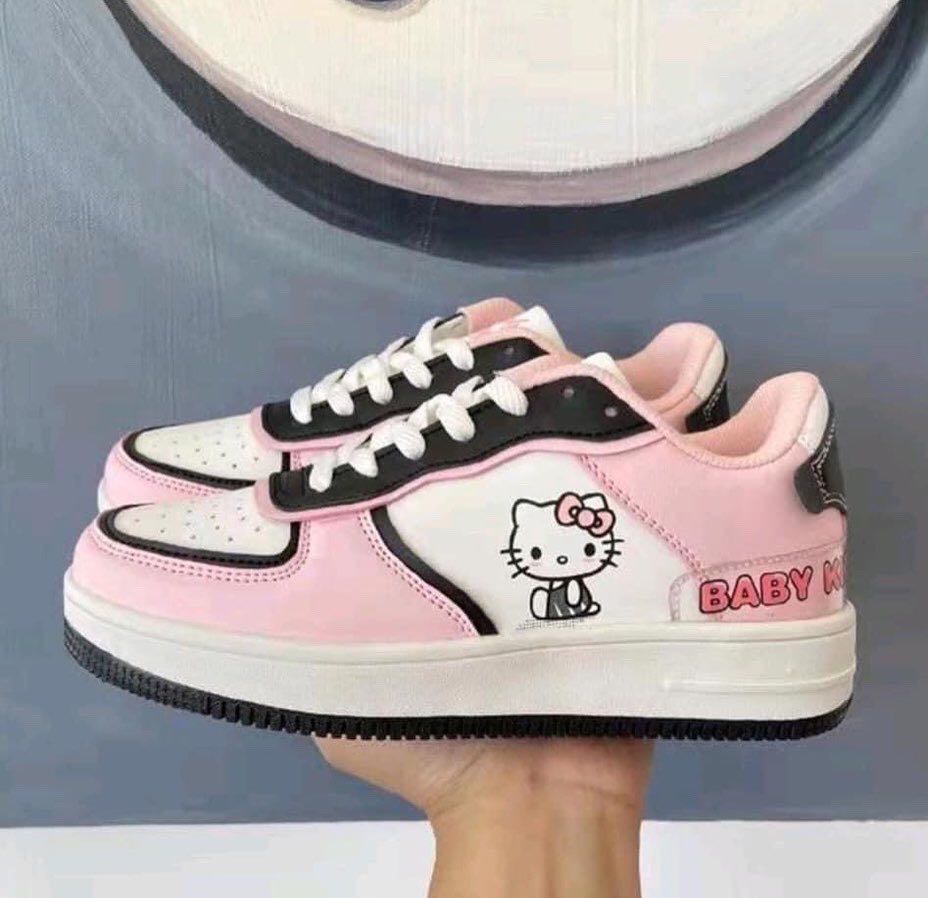 Sanrio Hello Kitty / baby kitty sneakers rubber shoes, Women's Fashion,  Footwear, Sneakers on Carousell