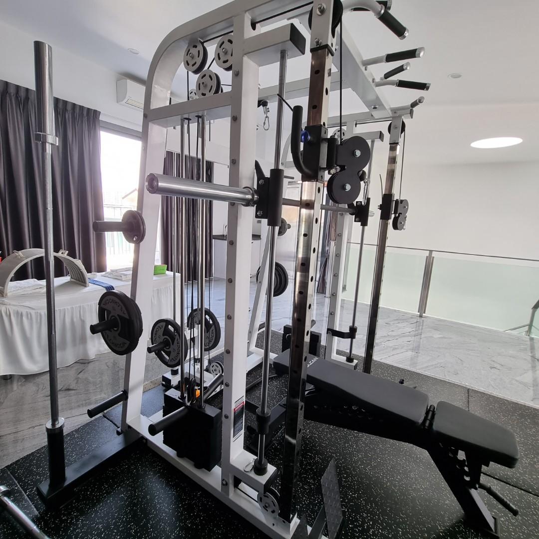 Commercial grade Full Home Gym Multi gym Smith Machine Bench technogym weight plates