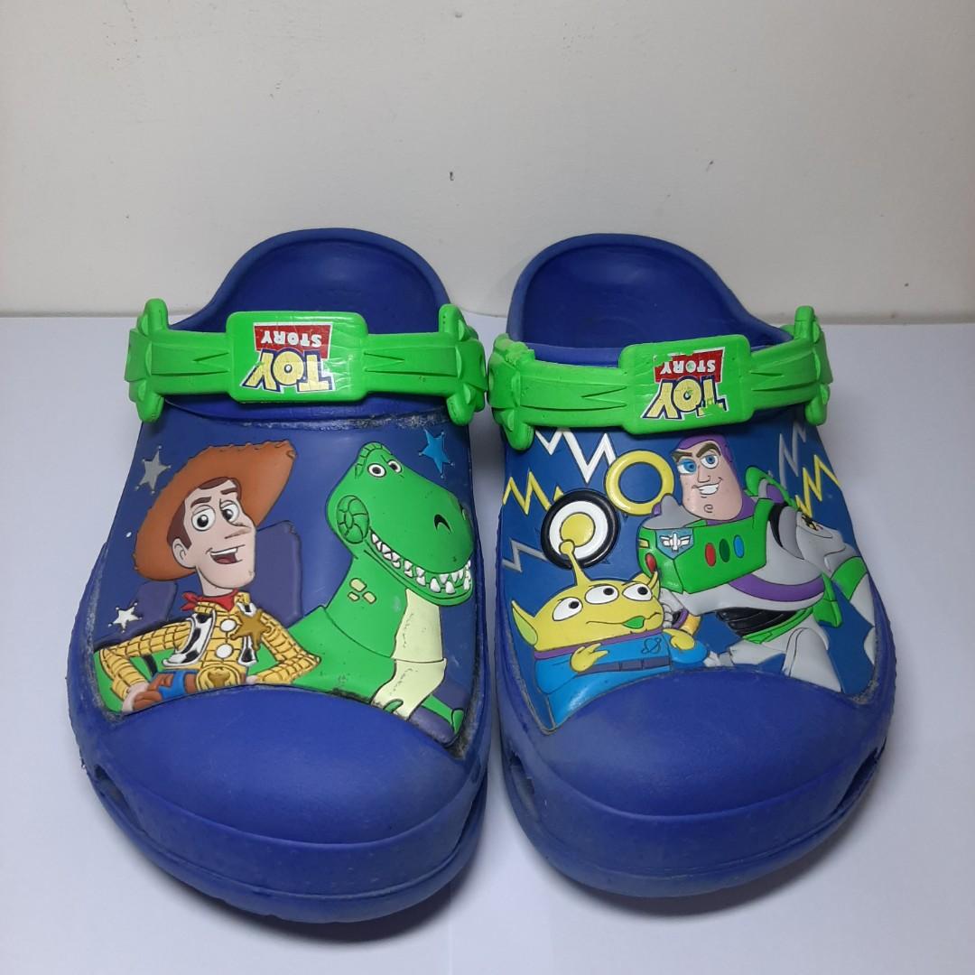 toy story crocs
