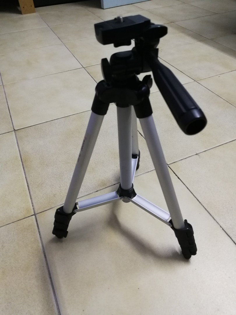 Tripod, Tanner TR 301, adjustable 35 to 105 cm height, Photography