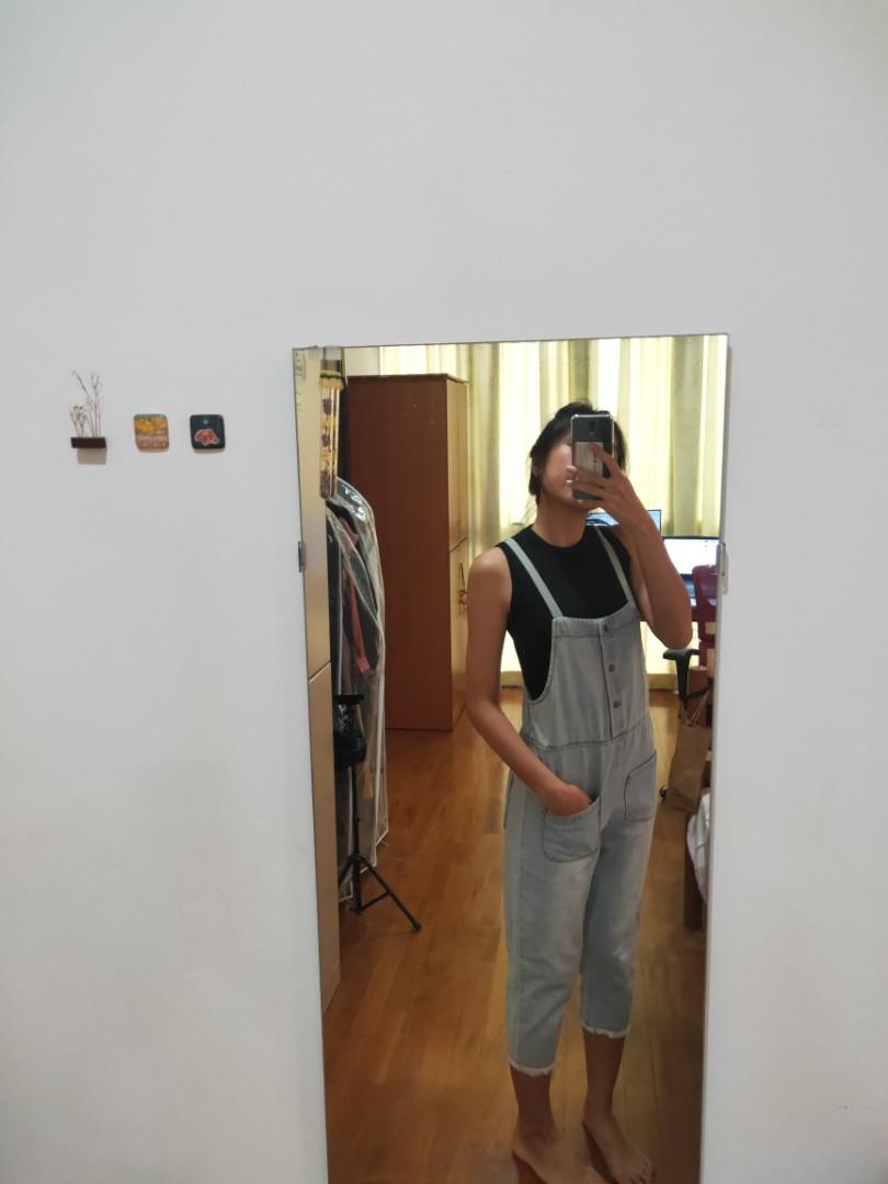 Relaxed Denim Frayed-Edge Overalls 