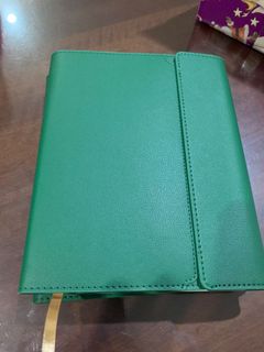 (Category: ) located in . Submitted by sharonchua93 (Listing ID 1132475525, Image 1). Description: .