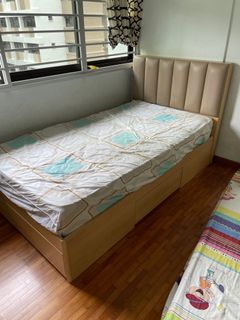 (Category: ) located in . Submitted by skyez (Listing ID 1132414091, Image 1). Description: .
