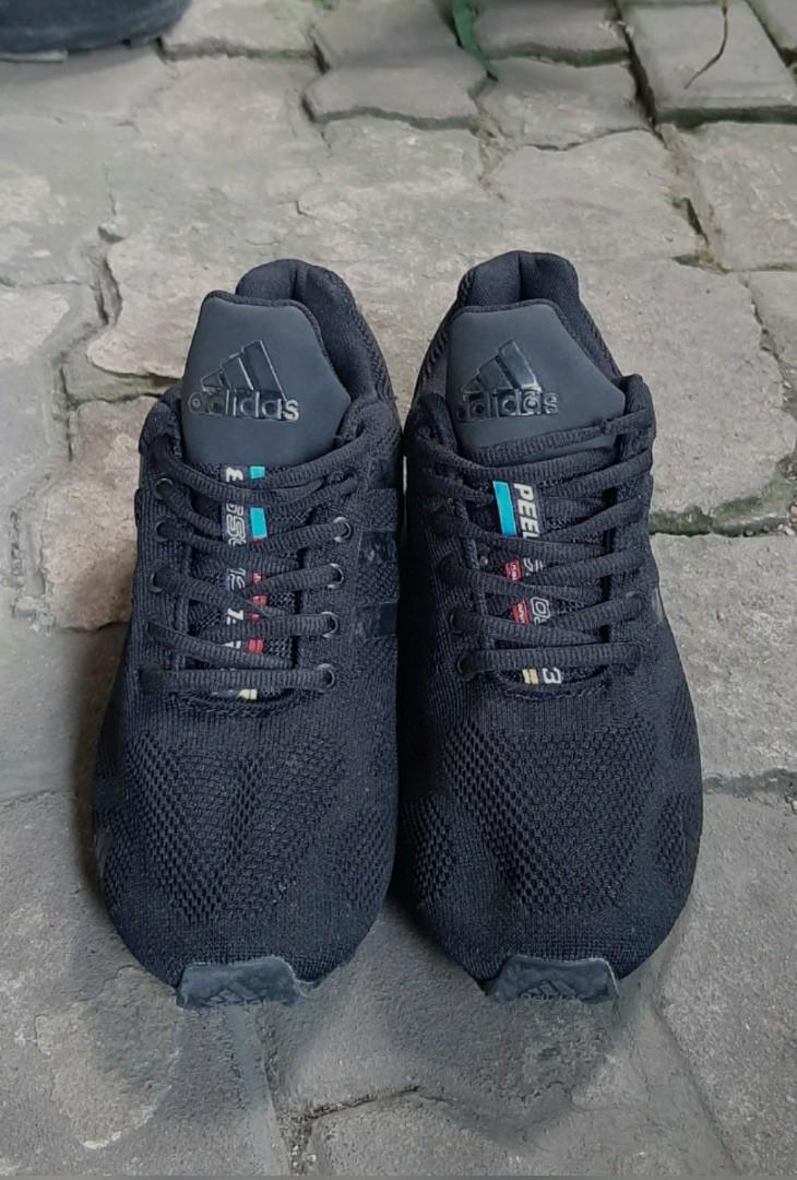 Adidas Cosmic Fullblack
