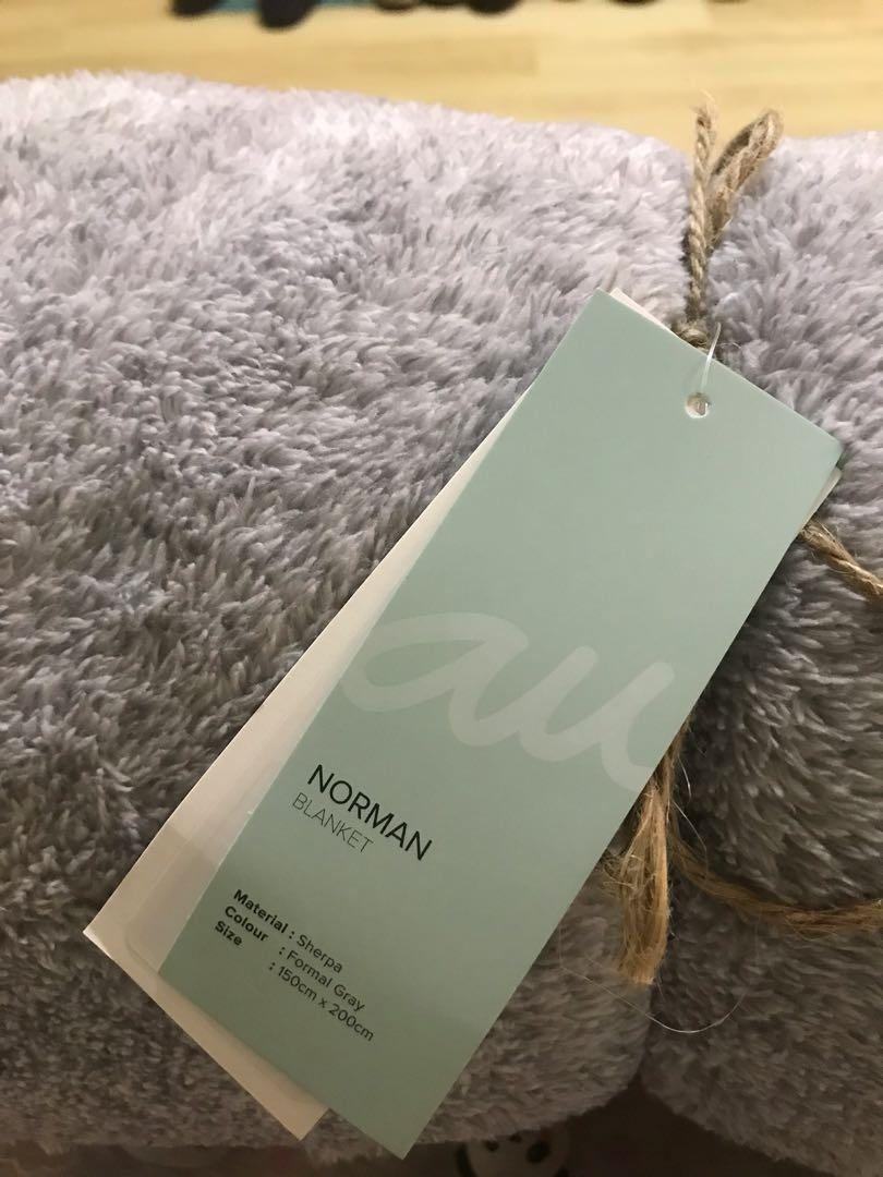 Akemi Blanket, Furniture & Home Living, Bedding & Towels on Carousell