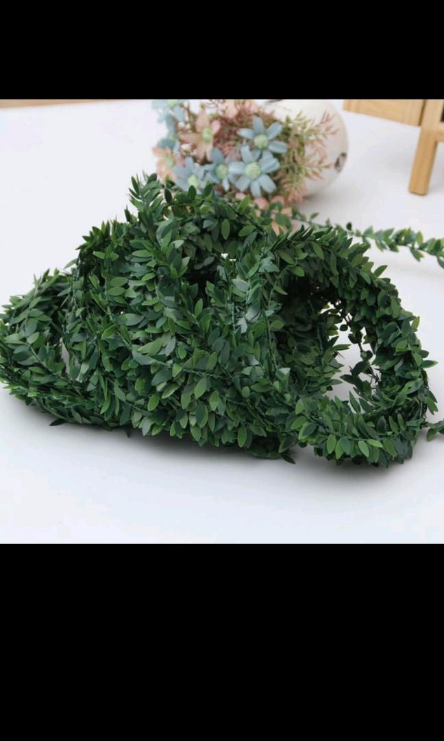 Artificial Vine, Hobbies & Toys, Stationery & Craft, Flowers & Bouquets