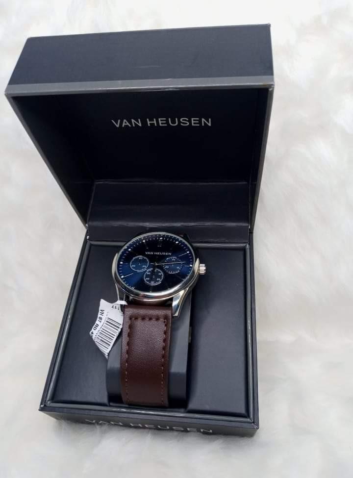 Van heusen 2025 watch