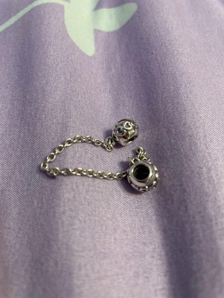 Band of Hearts Safety Chain, Women's 