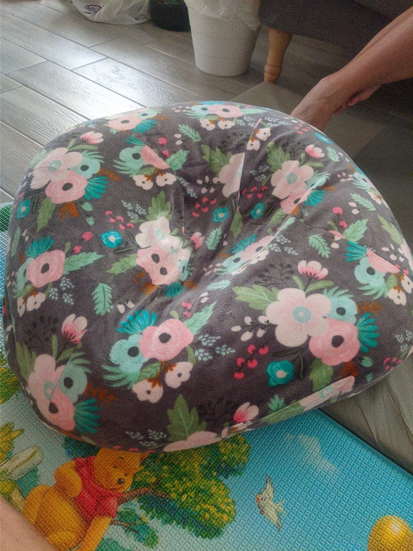 Boppy infant lounger, Babies & Kids, Nursing & Feeding, Weaning