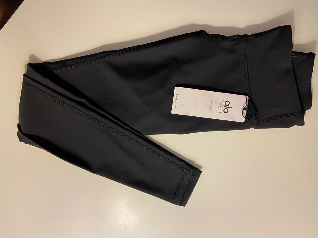 Brand Alo Yoga Colour All Black Fit Mid to High Rise. Condition New with Tags Size XS NWT Alo Yoga Tech Lift Airbrush Legging Black Women s Fashion Clothes on Carousell