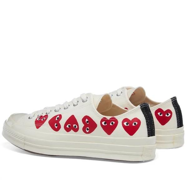 Chuck taylor discount with the heart