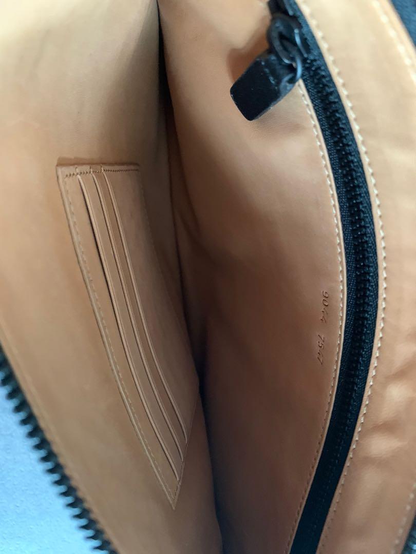 Common projects leather pouch 2025