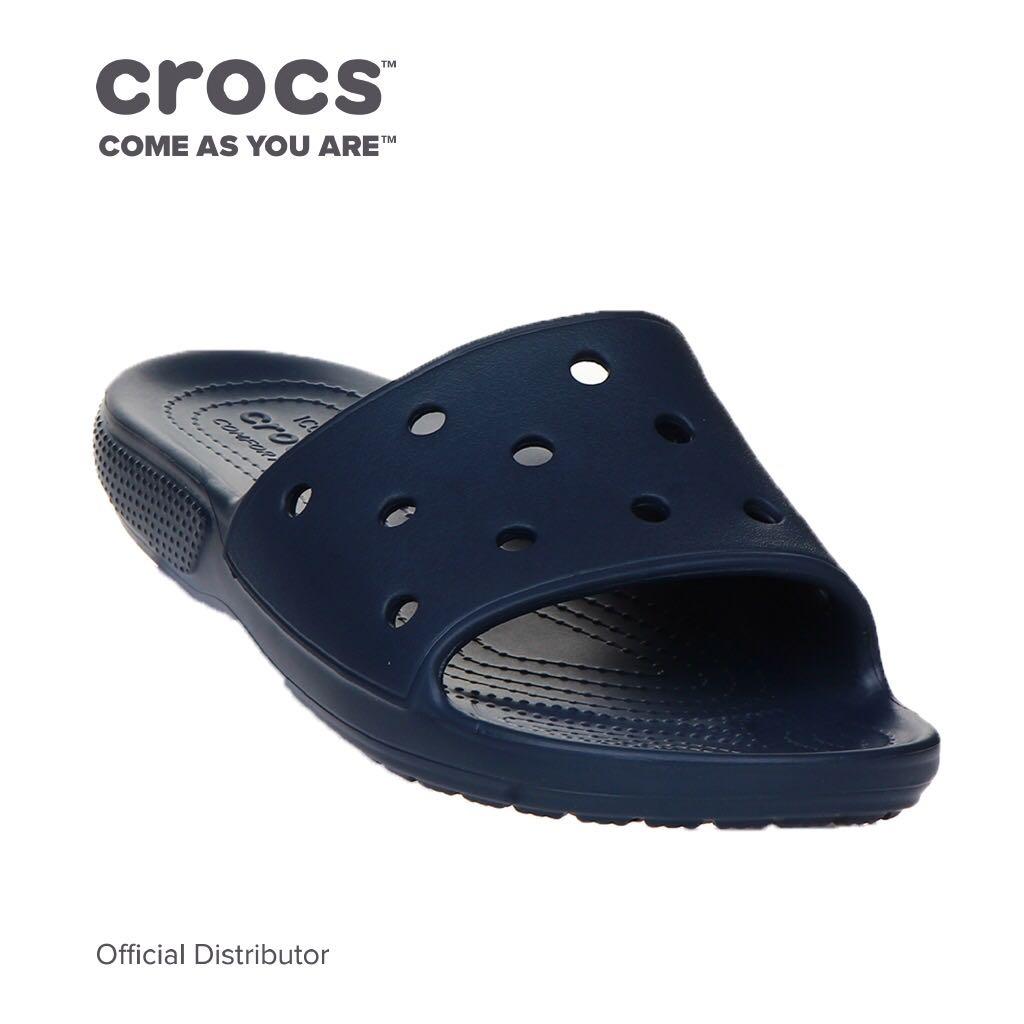 CROCS Unisex Classic Slide Navy Blue (SIZE: Men's 10/Women's 12), Men's  Fashion, Footwear, Slippers u0026 Slides on Carousell