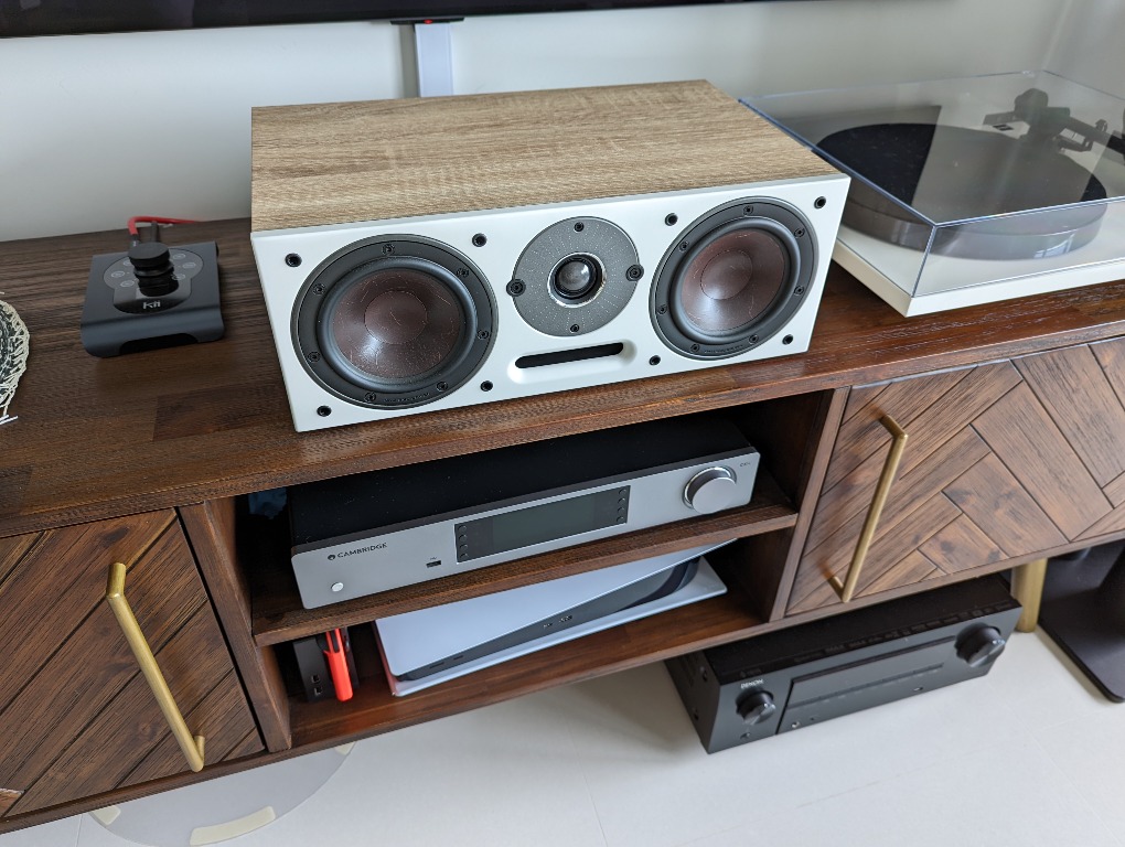 Dali Oberon Vokal center speaker, Audio, Soundbars, Speakers Amplifiers on Carousell Dali Oberon Vokal center speaker, Audio, Soundbars, Speakers Amplifiers on Carousell