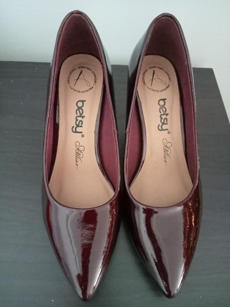 Maroon patent clearance leather shoes