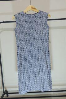 dress biru