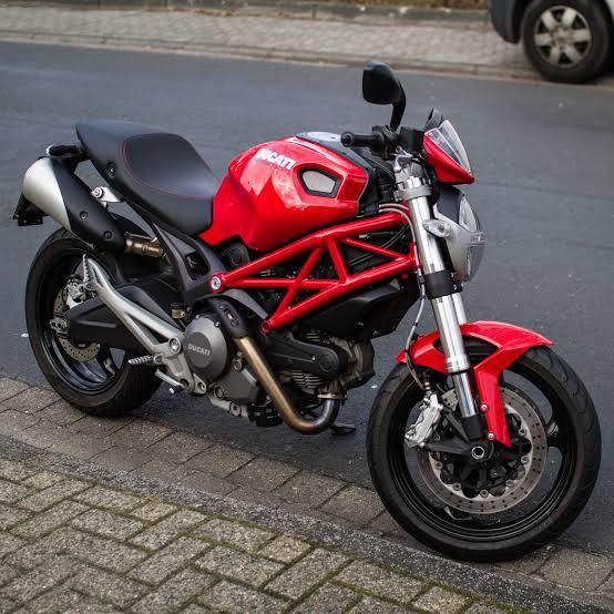 Ducati monster clearance 696 bekas