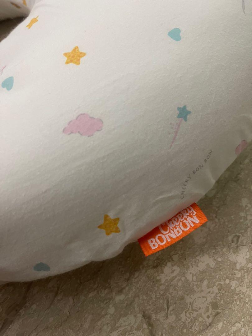 Fast deal!! Cheeky Bon Bon Breastfeeding Pillow, Babies & Kids, Nursing