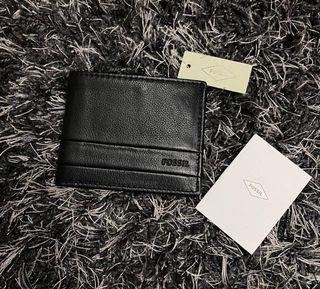 FOSSIL LEATHER WALLET  FOR MEN.