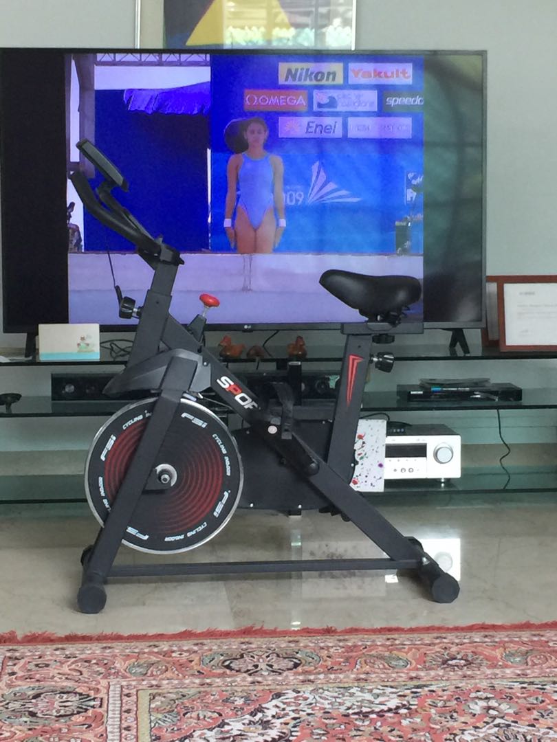 FSI CYCLING SPINNING INDOOR. SPORT.