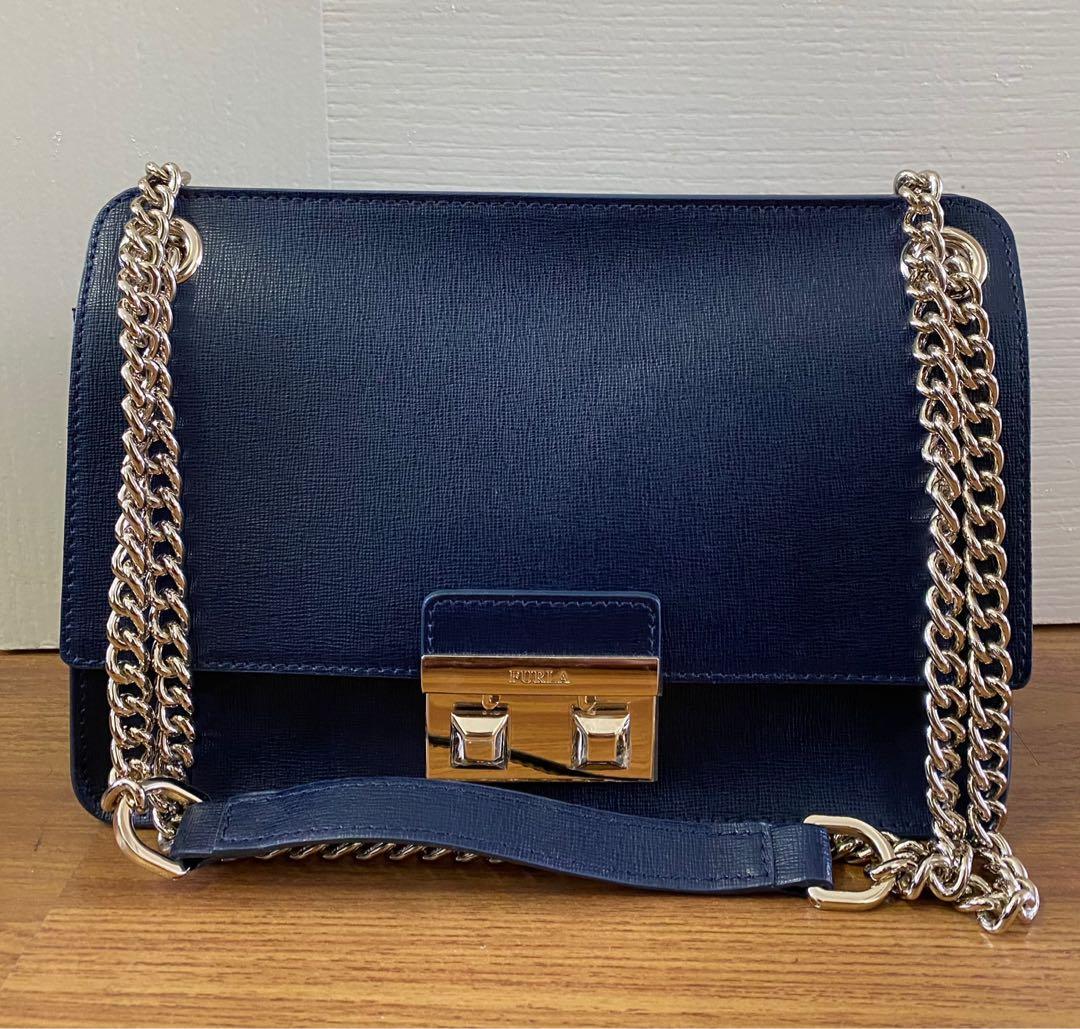 Furla bella deals s crossover