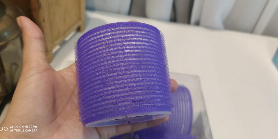Hair roller jumbo 4 pcs (Category: Hair) located in Dasmarinas. Submitted by thrifty_chic (Listing ID 1132485785, Image 2). Description: .