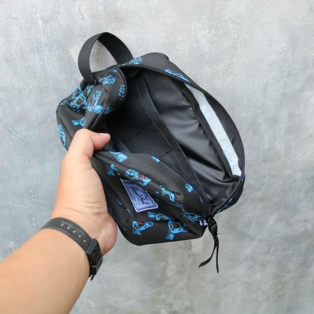 HAND BAG CLUCTH HERSCHEL X SANTACRUZ LINK SHOPEE https shp.ee txmgrer Fesyen Pria Tas Dompet Tas Selempang di Carousell