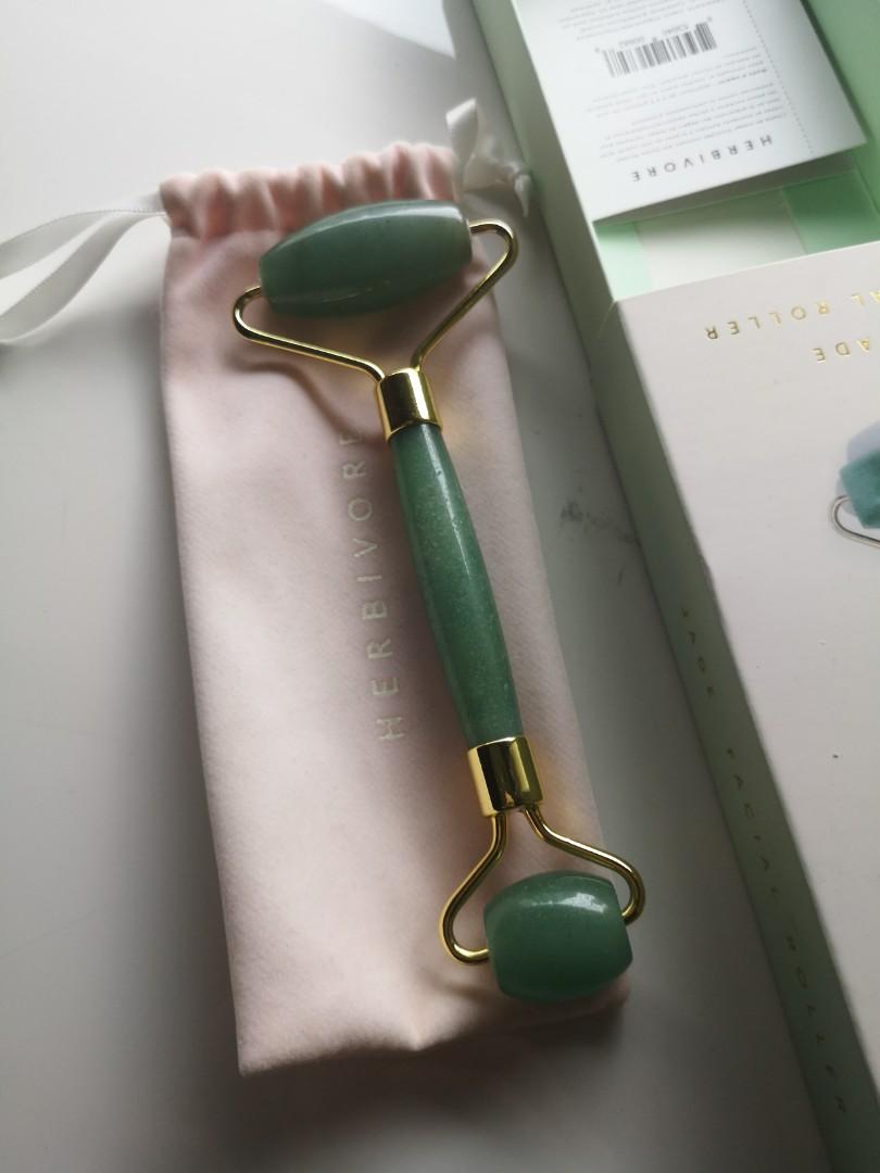 Herbivore jade roller, Beauty & Personal Care, Face, Face Care on Carousell