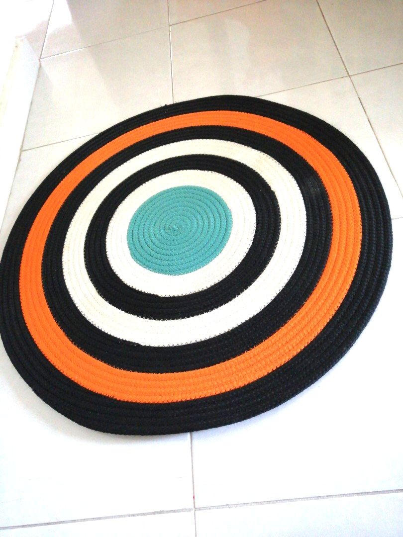 IKEA round rug (75 cm), Furniture & Home Living, Home Decor, Carpets
