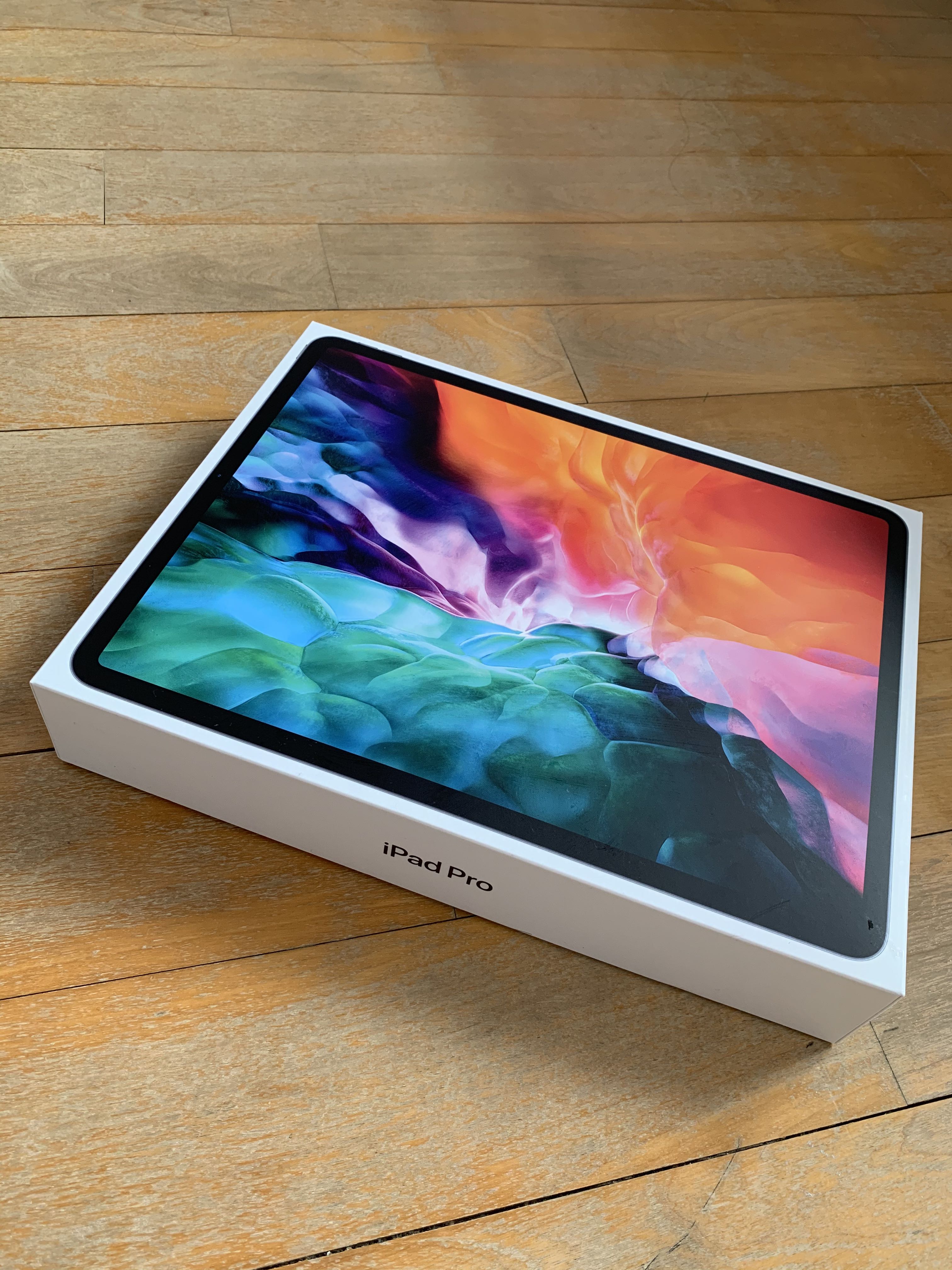 iPad Pro 12.9-inch 4th Gen (BOX ONLY), Mobile Phones & Gadgets