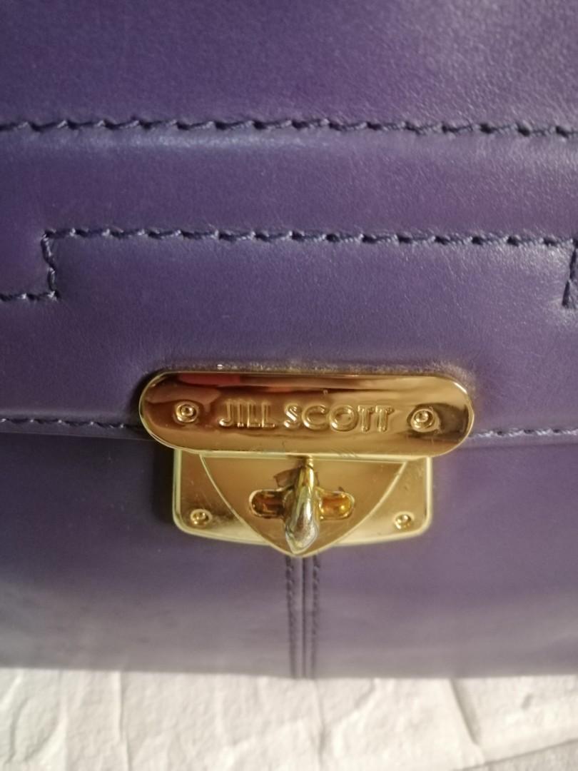 Jill Scott Satchel 2-way Leather Handbag (Category: Luxury Bags & Wallets) located in Las Pinas. Submitted by etoksi1234 (Listing ID 1132393718, Image 3). Description: Pre-loved Jill Scott Satchel 2-way Leather Handbag... Gold Tone hardware.. With some scratches on the leather please see photos for reference... Size: L-14" x H-8.5" x D-6" Please manage your expectations. All sales are final. Kindly examine pictures carefully when buying online. N