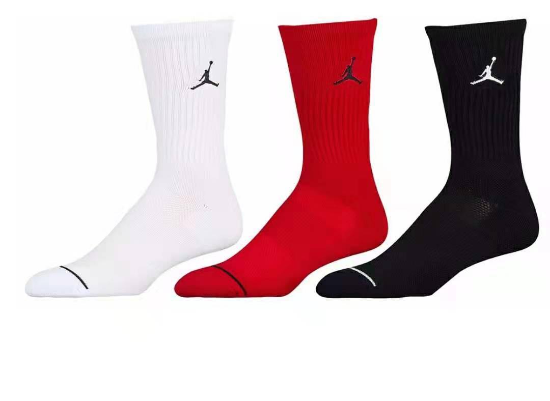 JORDAN CREW SOCKS 30cm33cm, Men's Fashion, Watches & Accessories