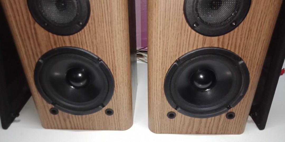KLH Series 1000 MODEL AV2000 Bookshelf Speakers Audio Soundbars