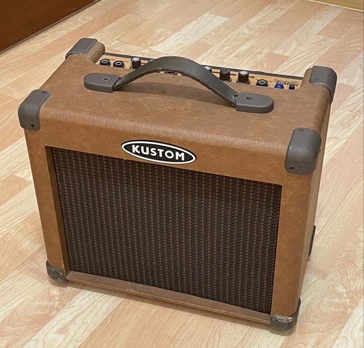 Kustom store acoustic amp