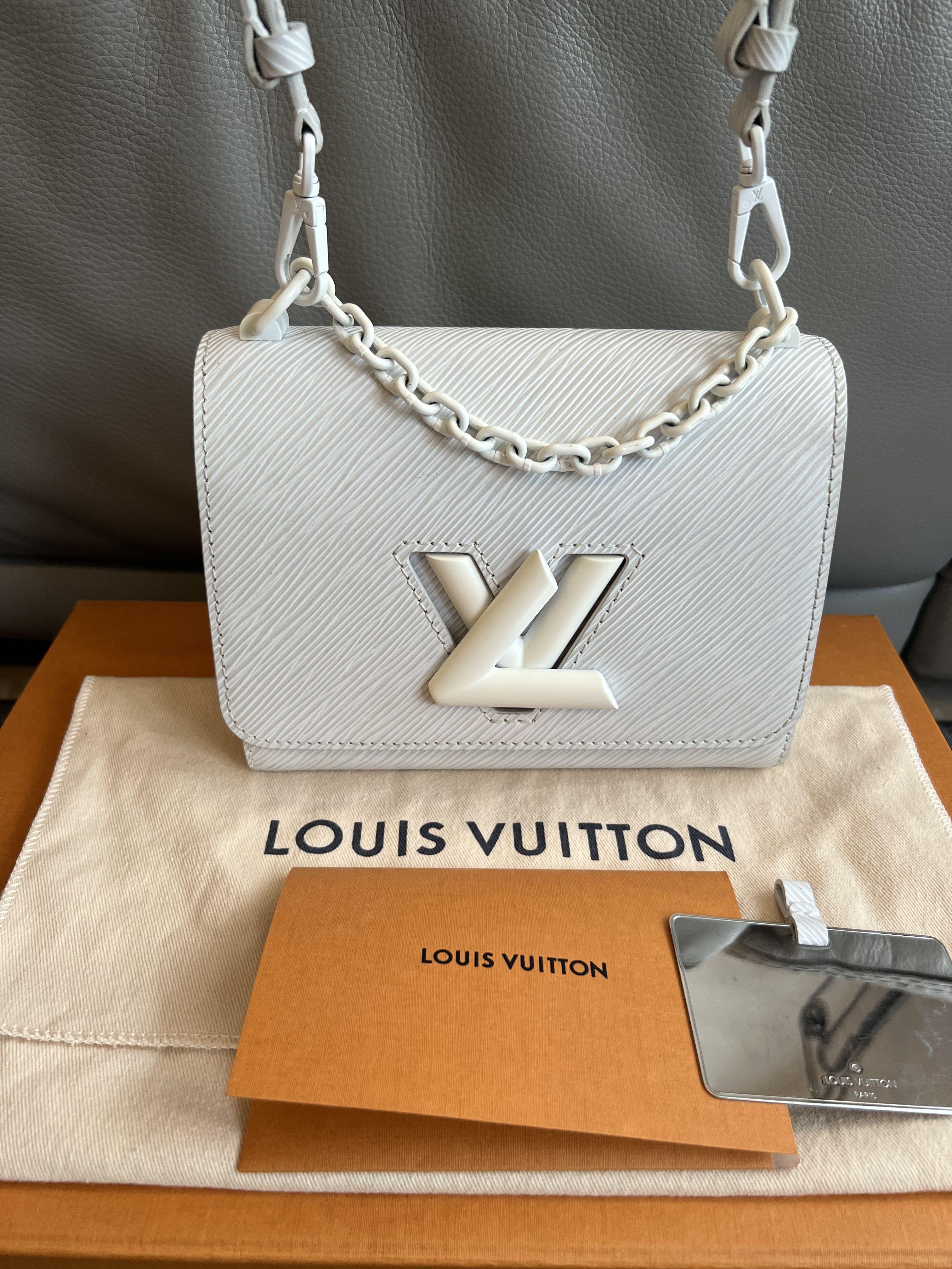 Louis Vuitton White Epi Twist Braided Strap Shoulder Bag PM Silver