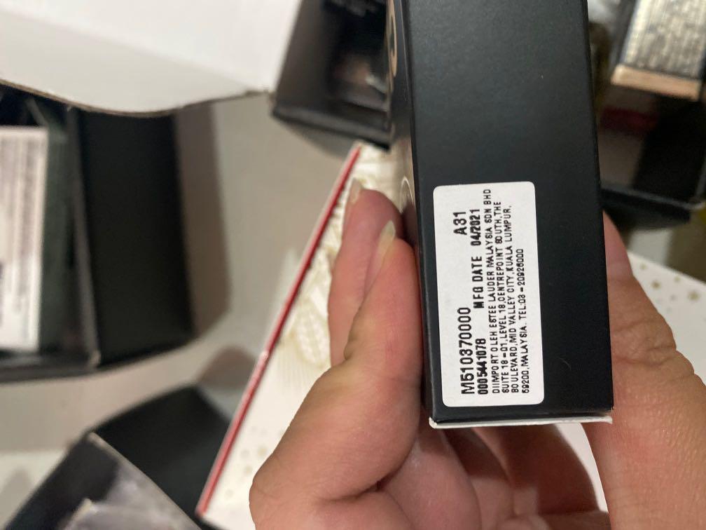 MAC NC15 (Category: Makeup) located in Bayan Lepas. Submitted by wanglinkaiss (Listing ID 1132467989, Image 2). Description: Brand new.