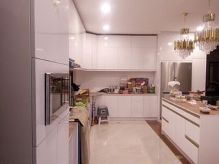 (Category: ) located in . Submitted by reachcomcabinet (Listing ID 1132509986, Image 1). Description: .