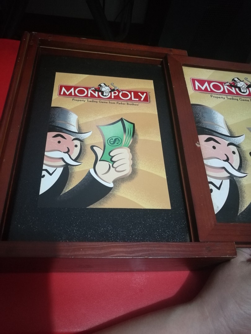 Monopoly Vintage Game Collection Wooden Box Bookshelf Edition 2005