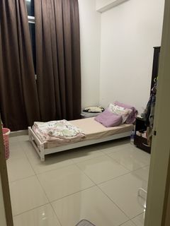 (Category: ) located in . Submitted by lilo99 (Listing ID 1132535612, Image 1). Description: .