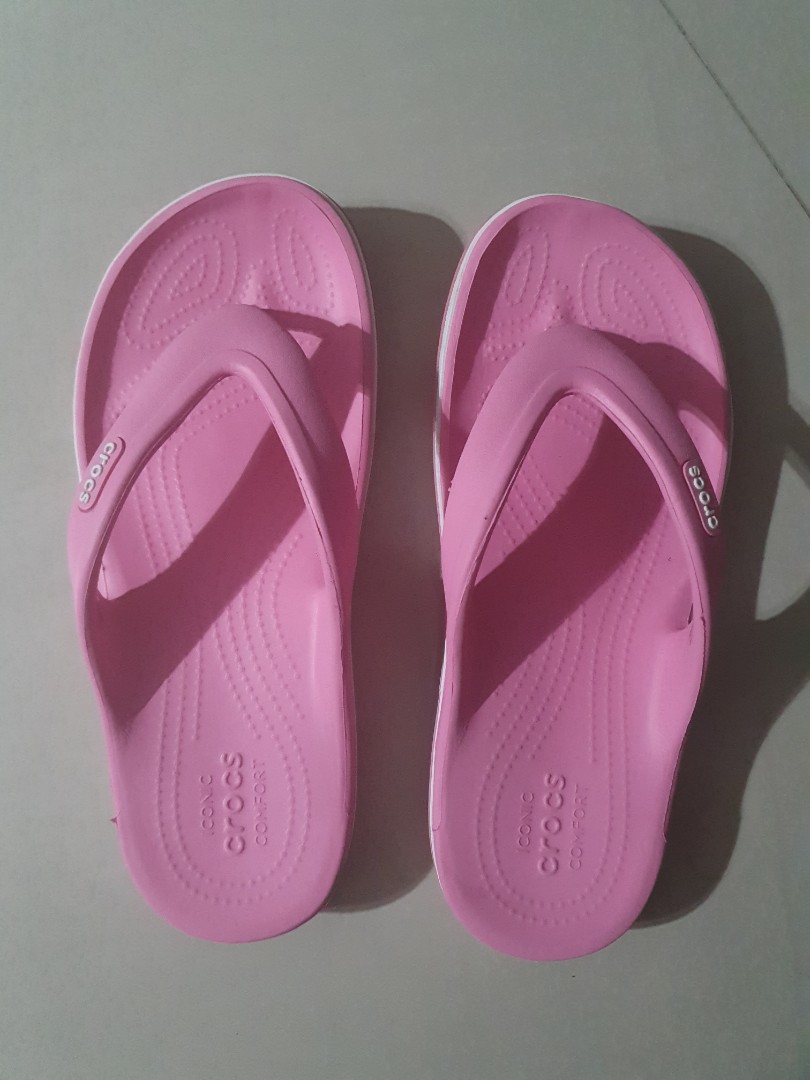 Pink croc clearance slippers