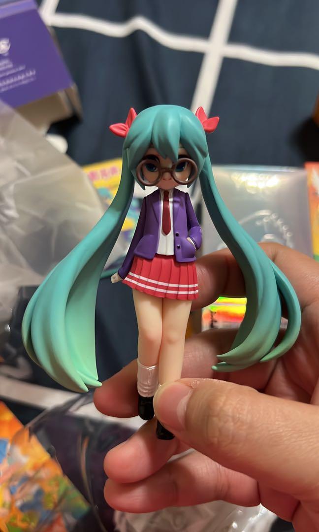 Popmart Hatsune Miku, Hobbies & Toys, Toys & Games on Carousell