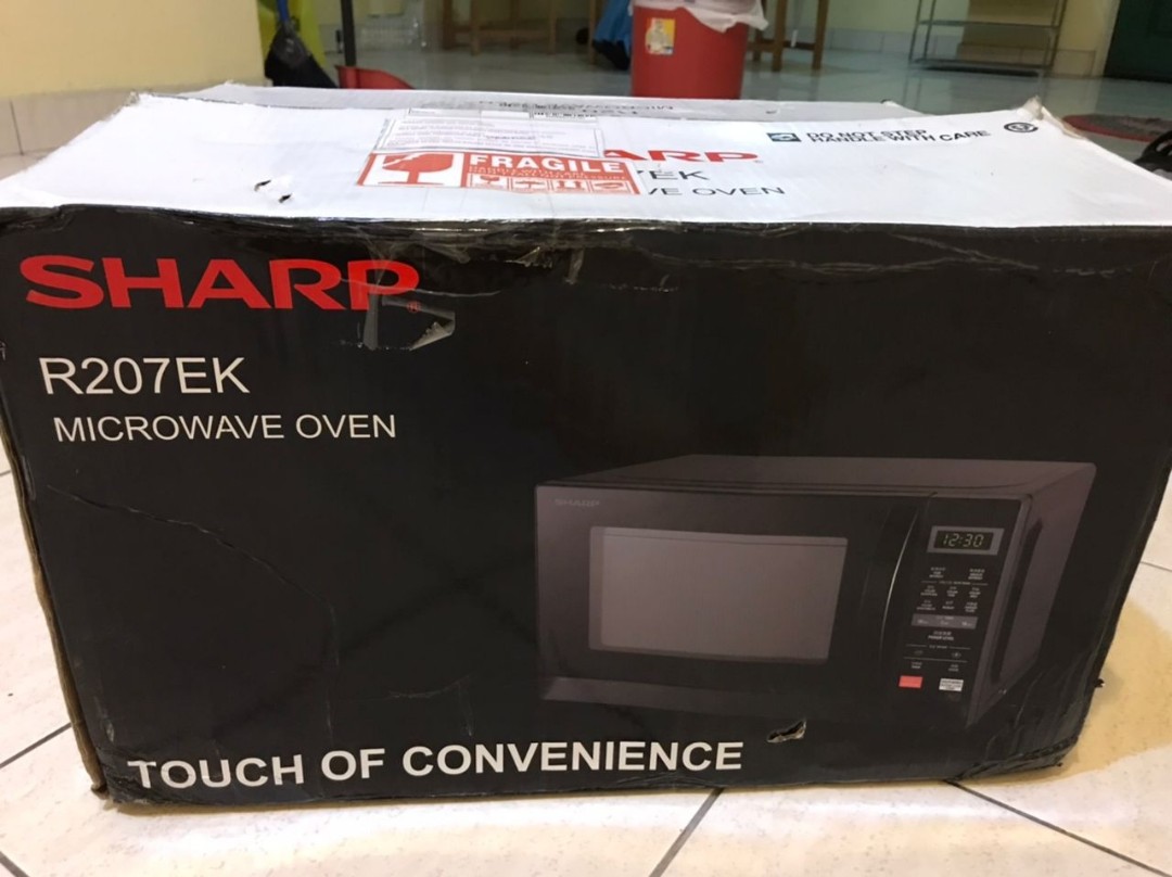 Sharp Basic Microwave Oven (20L) R207EK, TV & Home Appliances, Kitchen